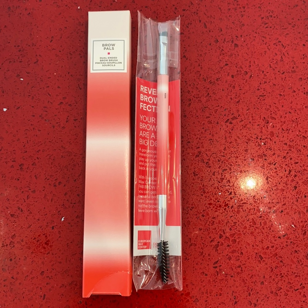 👠DISCONTINUED EWC👠 Dual-ended brow brush